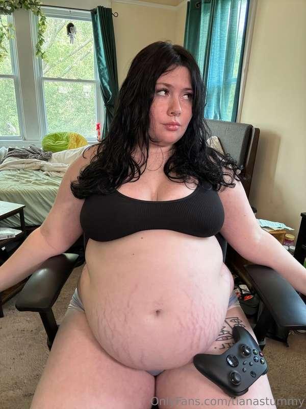 tianastummy image #2