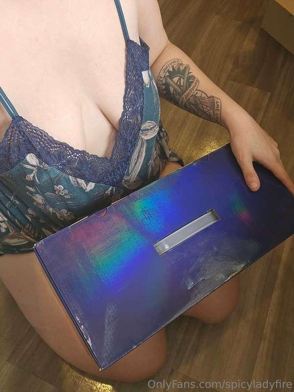 Fuck machine has arrived!!