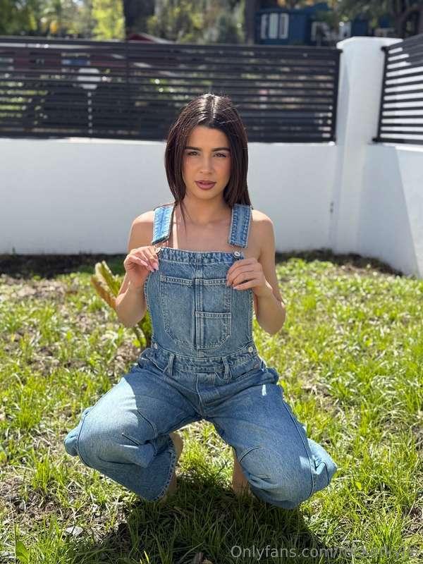 Girl next door is ready to make you cum 💦