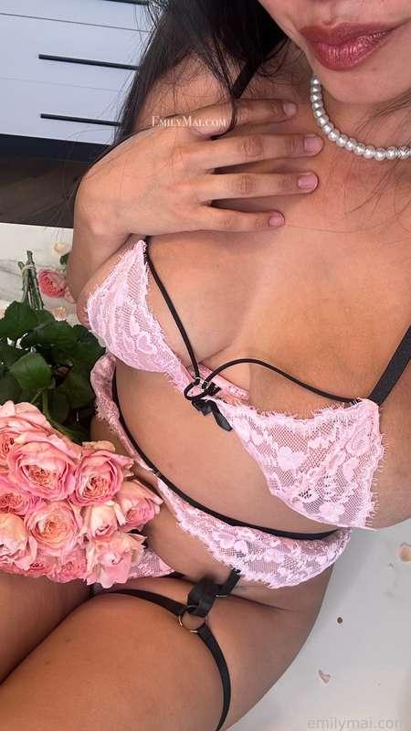 I am so excited to show off this photo set with you next week sweetie 💕