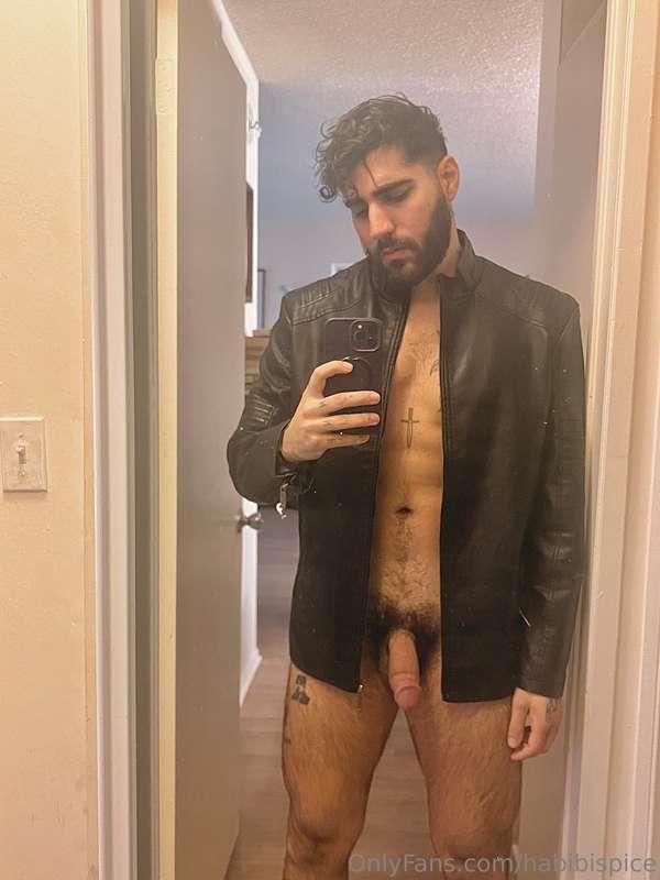 Winter is coming I have a huge 7min cumshot, DM me to get it..