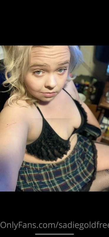 Man I’m lonely , anyone up and wanna chat ?