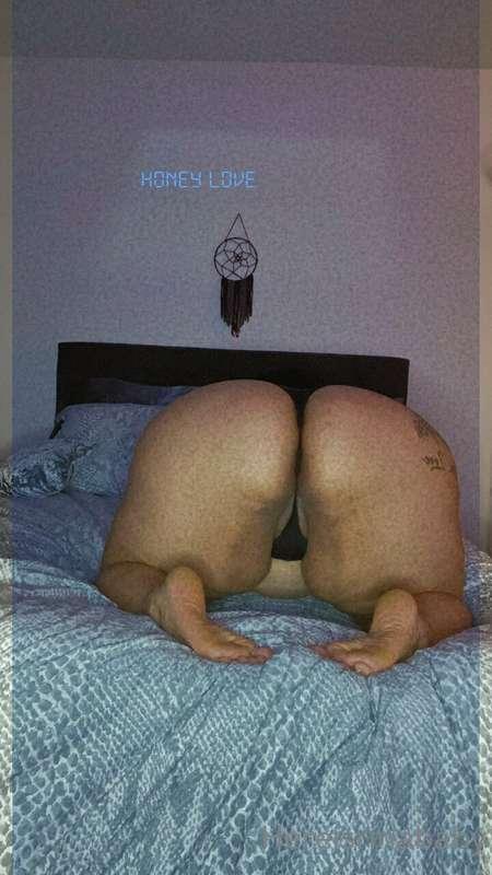 Slutty Latina waiting for you. Let’s wake the neighbors up 😉