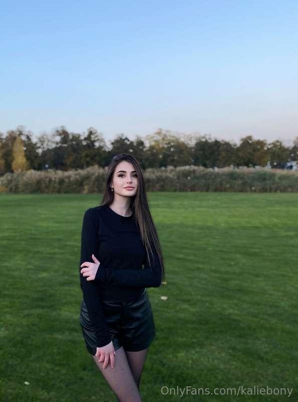 Well, look who dropped in @li.alya 😉 Ready for a little misc..