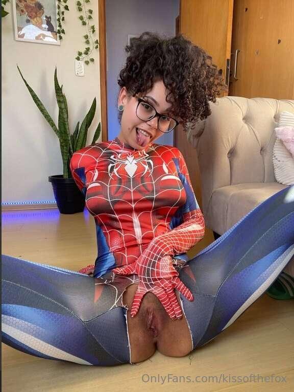 FREE🍓 FREE🍓 FREE🍓🎁Brazilian college student @ellaxblairxxx i..