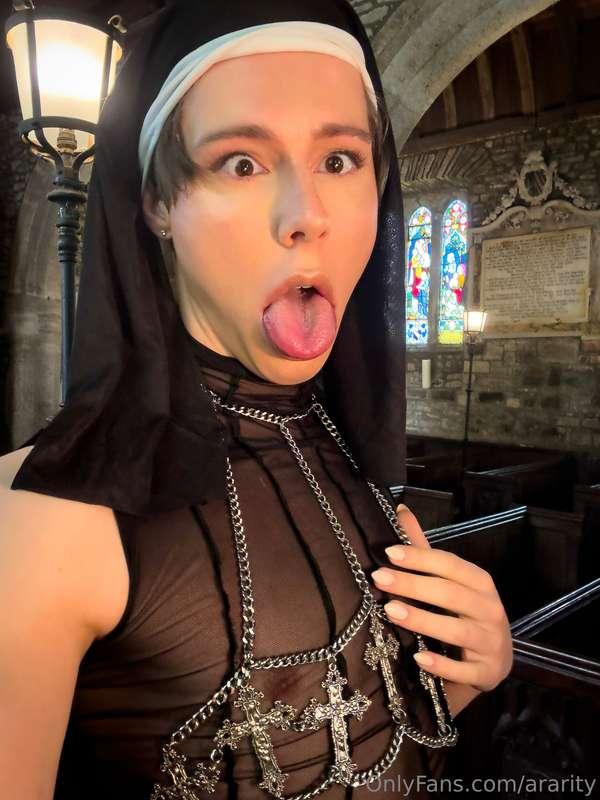 Dumb nun ✝