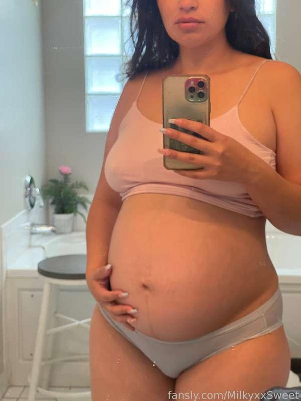 38 weeks 
#pregnant #prego #belly 