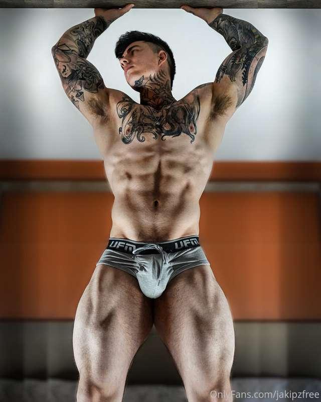 My PREMIUM Onlyfans @Jakipz is on sale for my 25th birthday ..