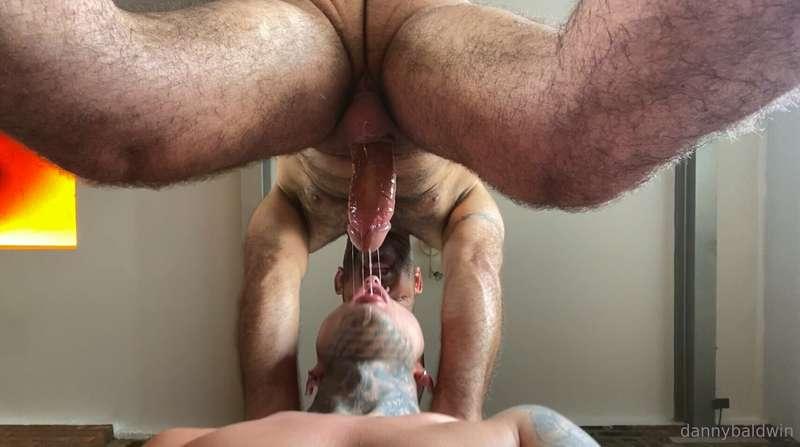 Taking daddy's dick balls deep @gregorscottxx