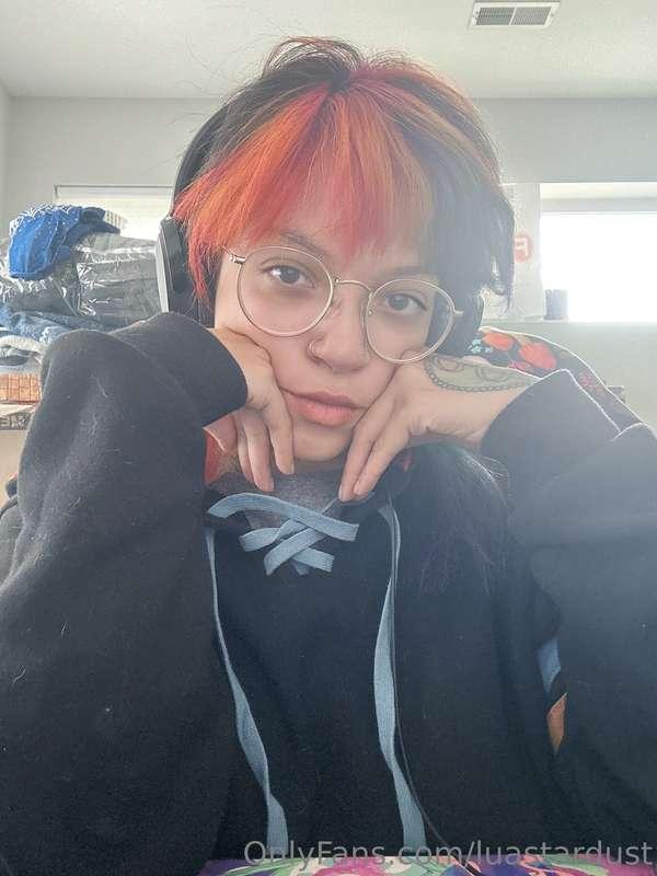 Good afternoon 🥰 been working hard in my office! Which isn’t..