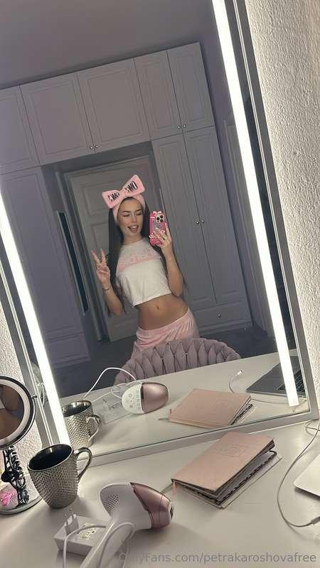 Full Barbie mood, can I be your pretty doll for use? 🔞
