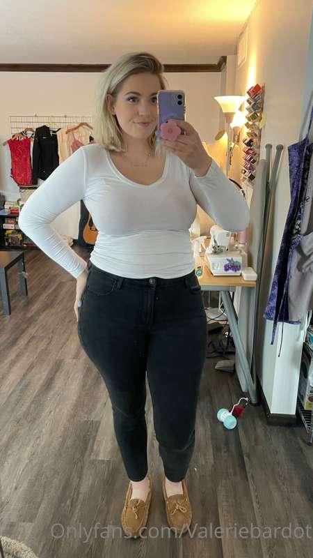 A rare photo of a clothed Valerie! Wow!