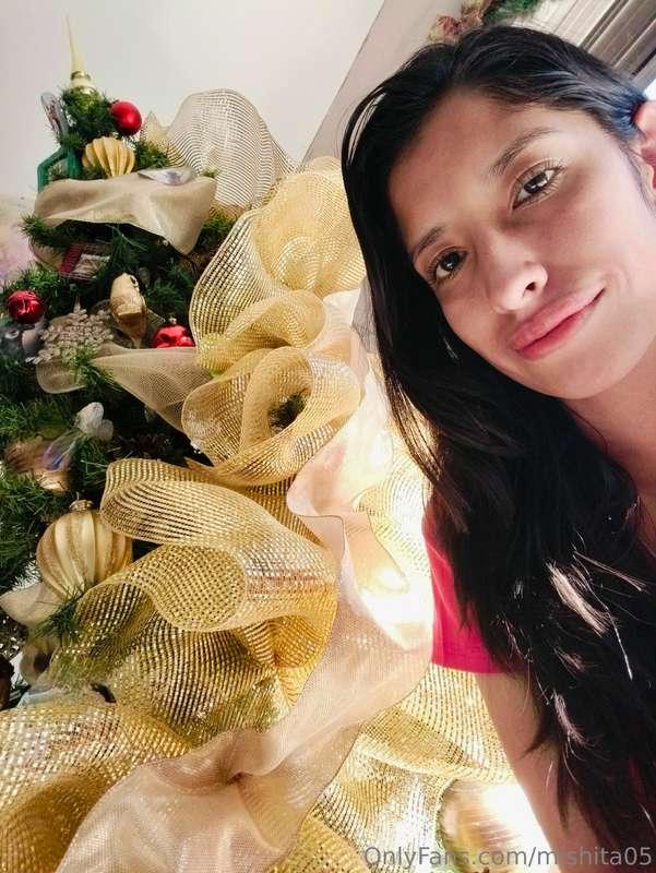 Ustedes tienen espíritu navideño? Yo sí, amo la navidad 🎄 🥰 ..