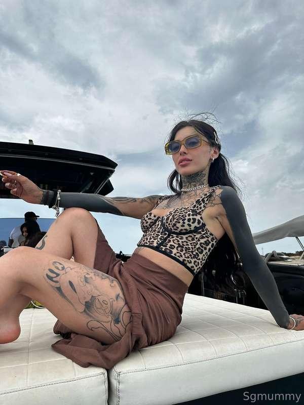 Te vendrías a una isla desierta conmigo?😳⛵🏖️🌅  Would you com..