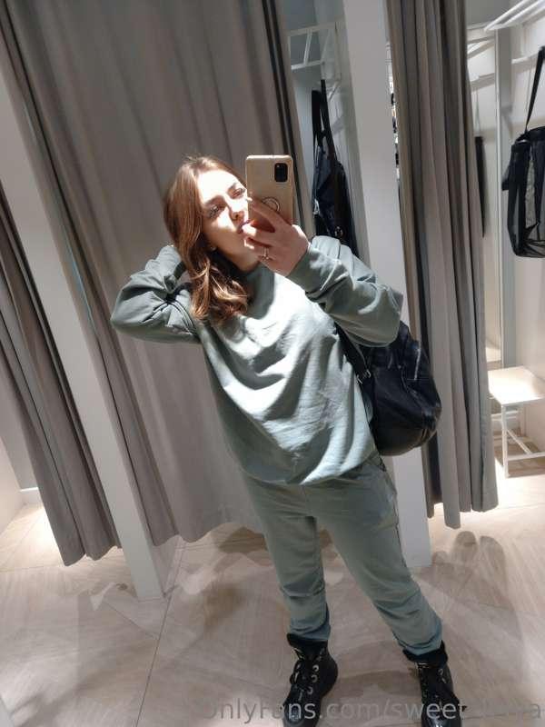 🛍👗 Just got back from a major shopping haul for spring 💄👠👒!
..