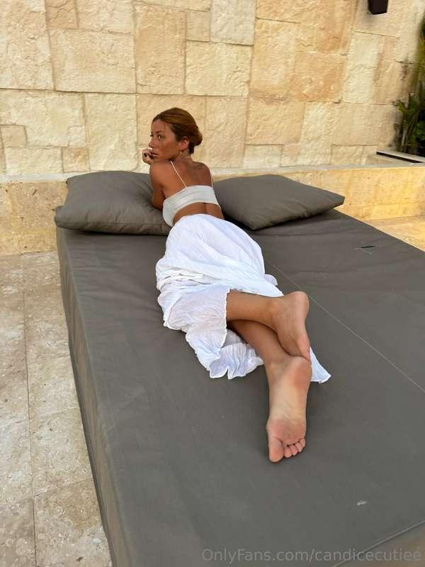 Wanna come and have sex with me here, baby? 🌶️