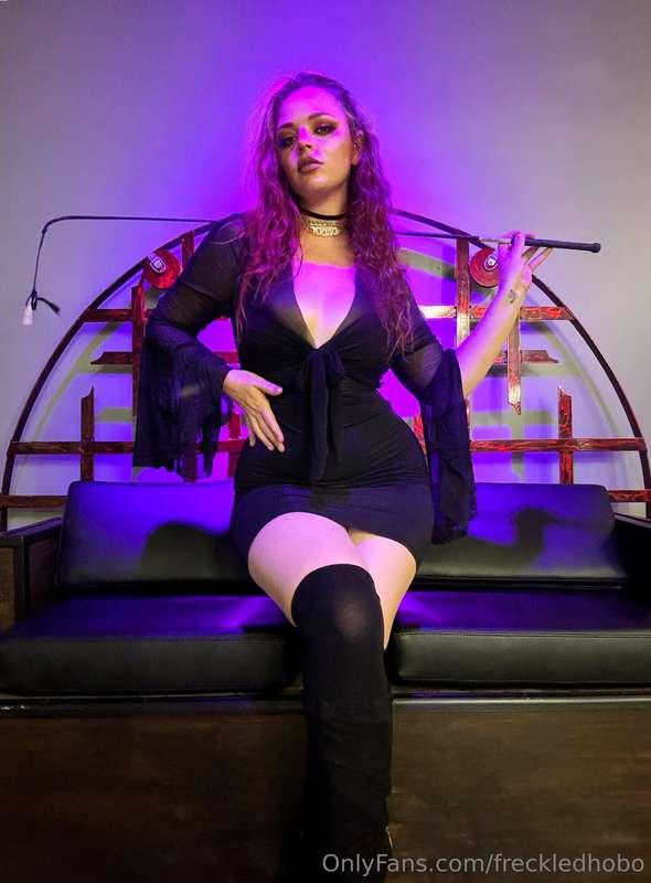 Don’t miss another uncensored nude, solo play video, or disc..