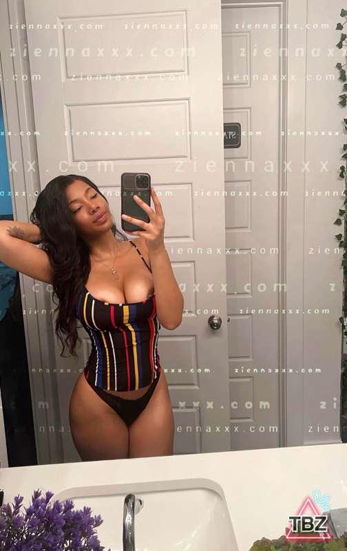 can we facetime? msg me on 𝘁𝘄𝘁 & 𝗶𝗴 𝗼𝗻𝗹𝘆 👅