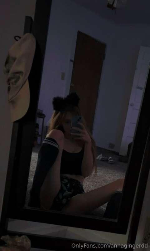 if youve seen twitter you know what i had to crop out🥹💔