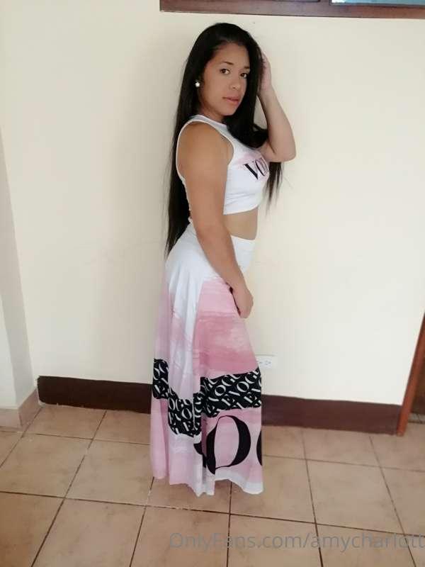 Available to dm daddy💋