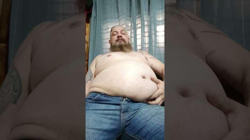 FAt pig in jeans
