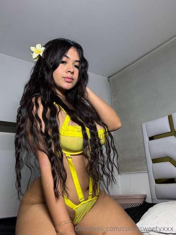 Available now to fulfill your dirty fantasies🤩😈🥵