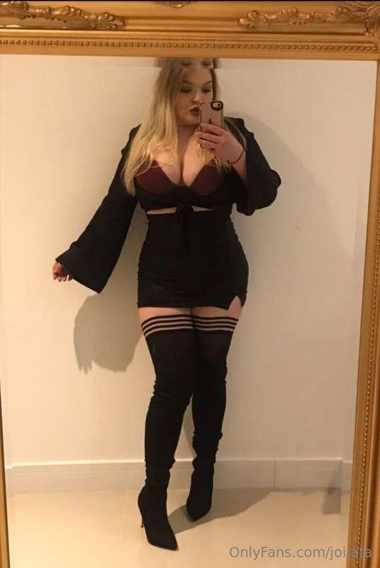 The season of the witch 🧙🏻‍♀️ 🪄🔮✨✨