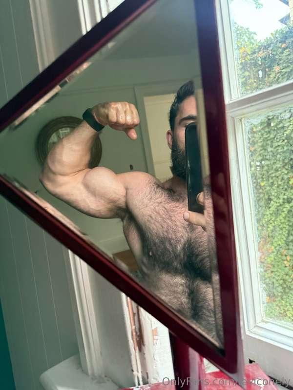 Heard you like me hairy..