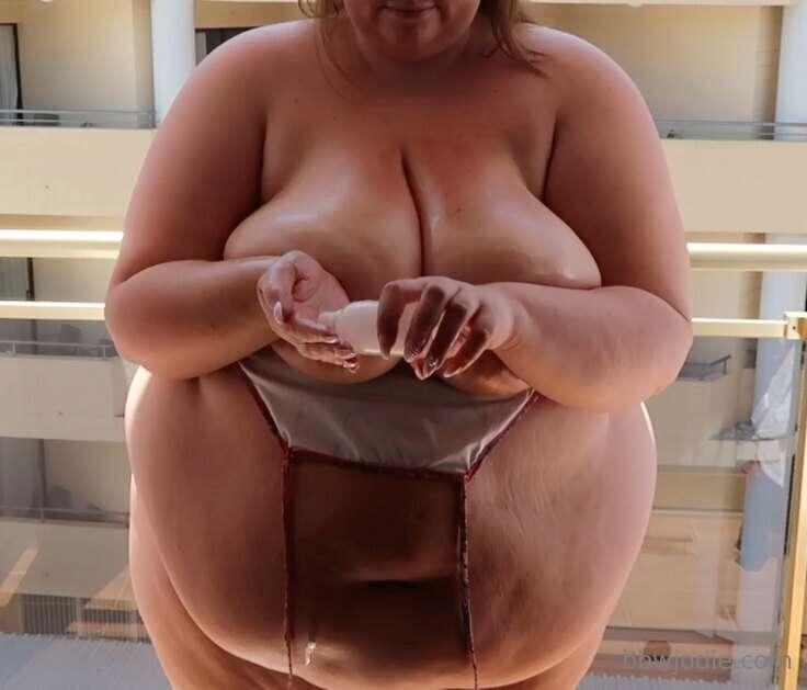 bbwjodie image #0