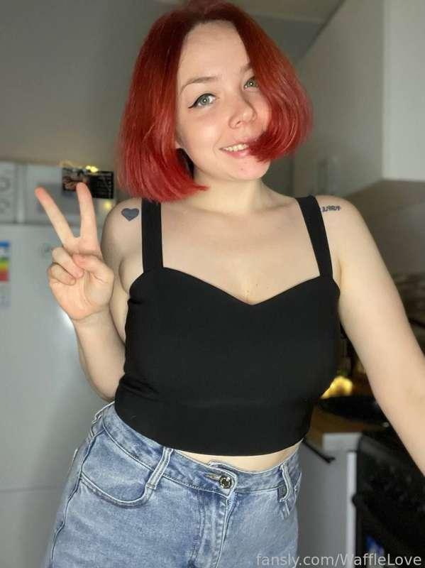 Hello, how's your mood?

#fyp #redhead #wetpussy #boobs #tits #nude #bigboobs #pussy #ginger #bigtits