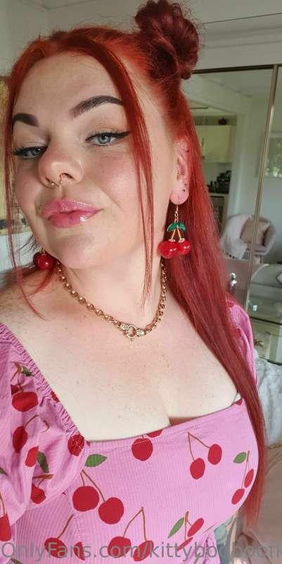 kittybooboofk image #0