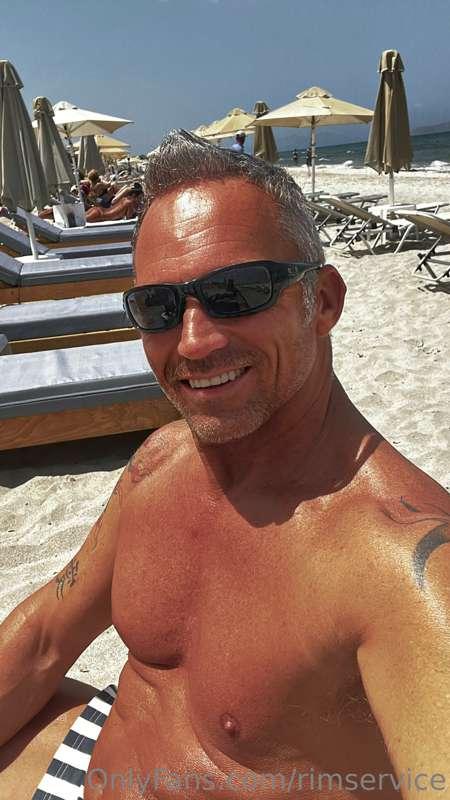 Come on join my vip I always get horny when I’m
On the beach..