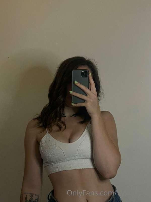 What do you wanna do to me daddy🥰🥰