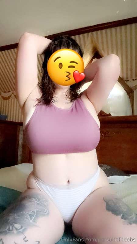“FLASH” sale 7 FOR $7Each pic $7 **total $49 Tip on this pos..