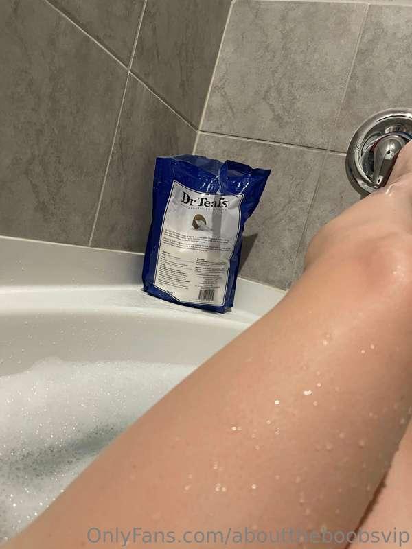 Wanna join me?😘