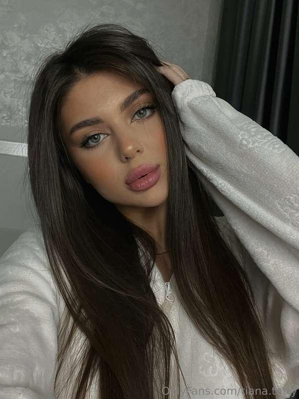 Hey, lovelies! 🌸✨ Who else is doing the happy dance because ..