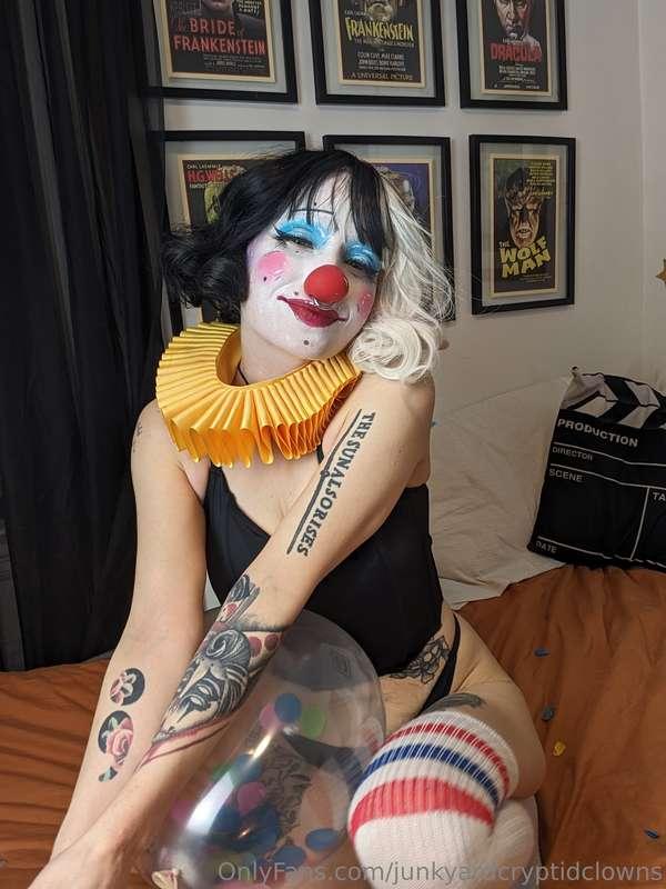 junkyardcryptidclowns image #0
