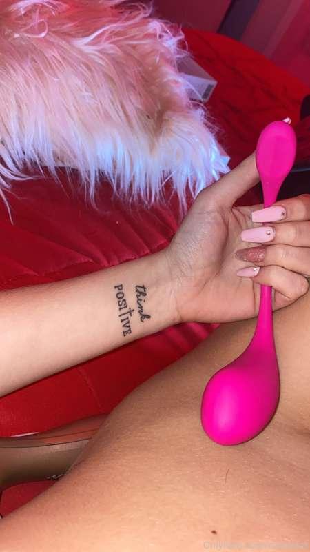 Drop in my DMs to see the full length video of me and my toy..
