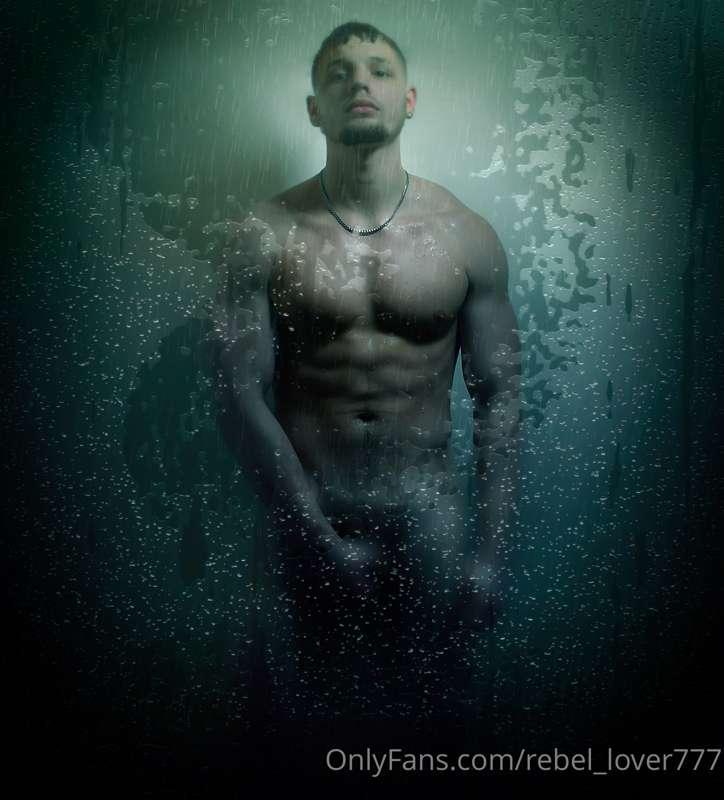 Y’all check out my friend. Really sweet dude. Loves showing ..