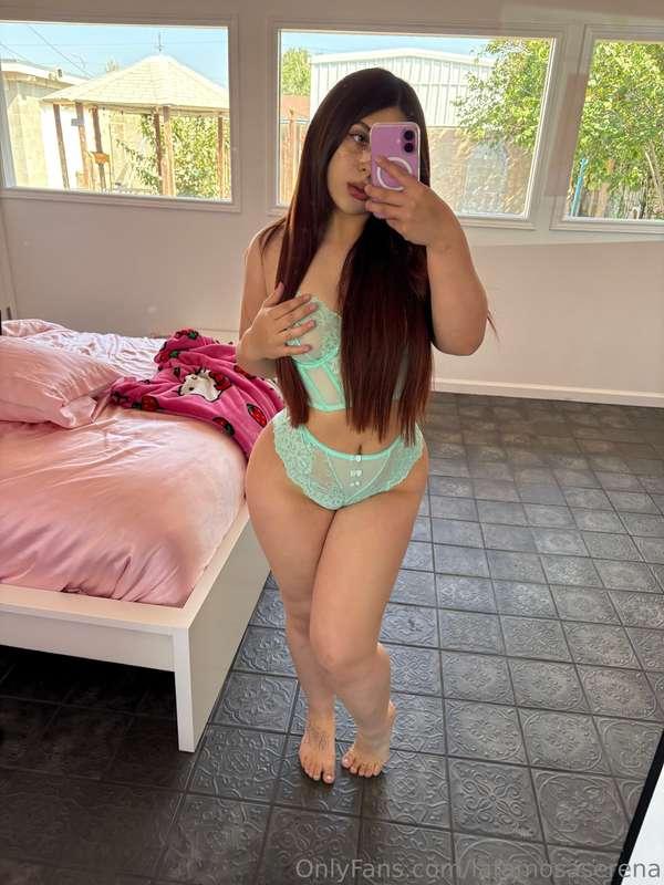 Wanna play tip me 5$ if you want me to send you something FO..