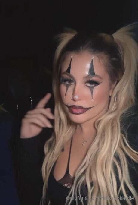 Do you like it when I wiggle my ass in front of a bbc?♠️I'm ..