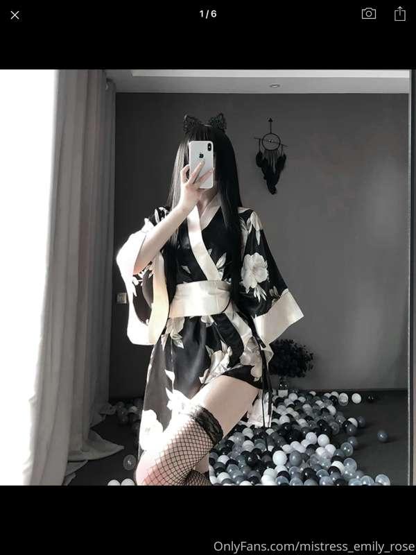 emily_rose_free image #4