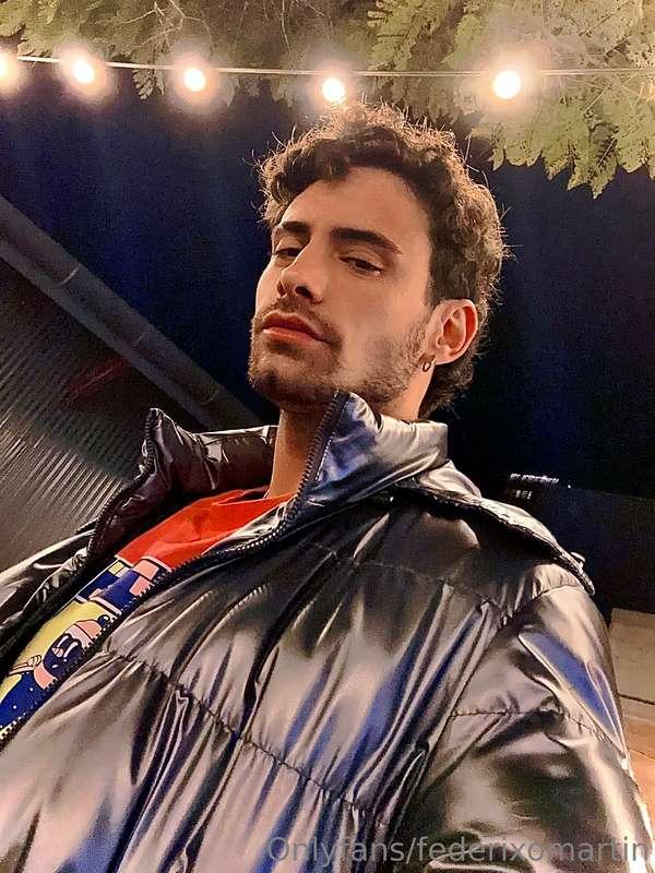 𝐀𝐃𝐃𝐈𝐂𝐓𝐄𝐃 𝐓𝐎 𝐁𝐋𝐀𝐂𝐊 𝐂𝐎𝐂𝐊! 🍆 I was all over my house with this ..