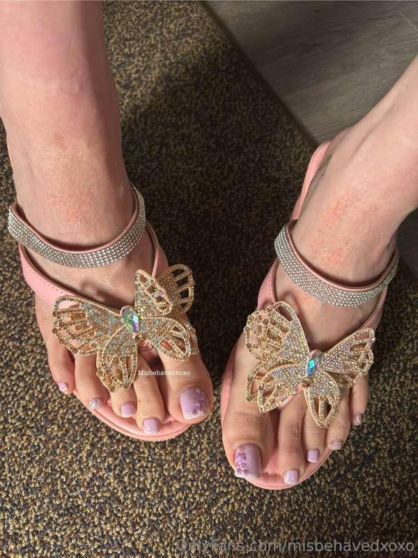 New shoes! Don’t they look cute on me.