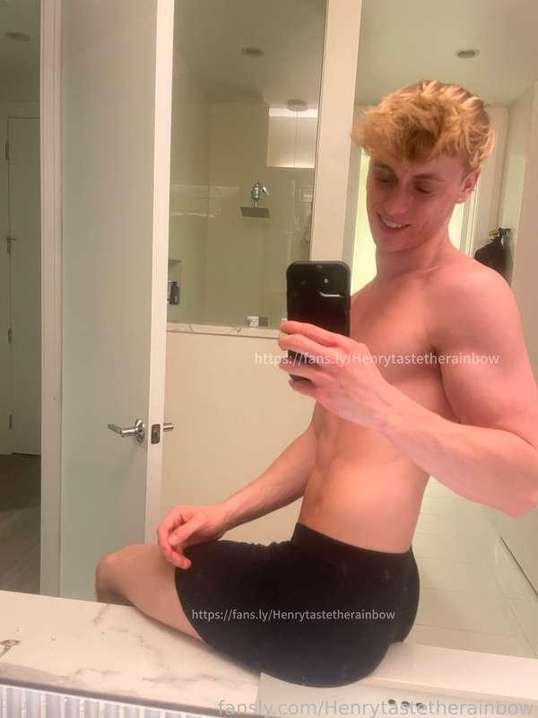 henrytastetherainbow image #1