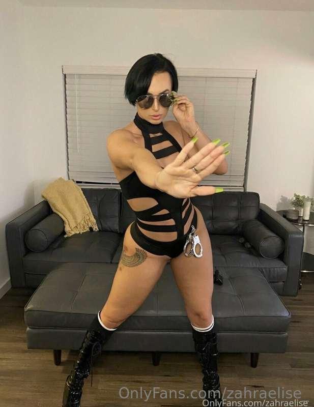 Message me for sexy custom-made content just for you...
