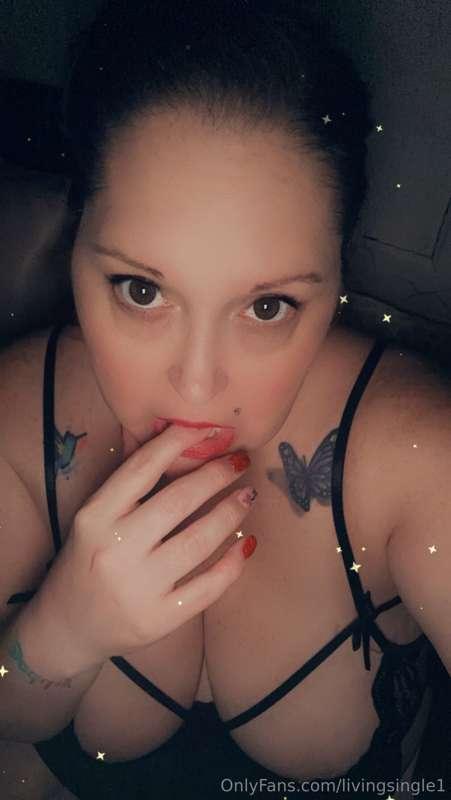 livingsingle1 image #1