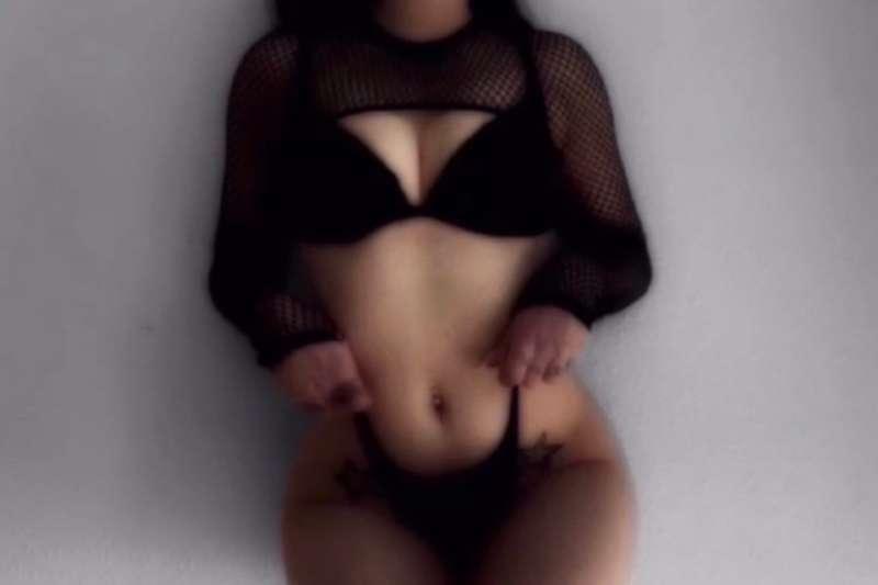 simple black lingerie sets looks so good