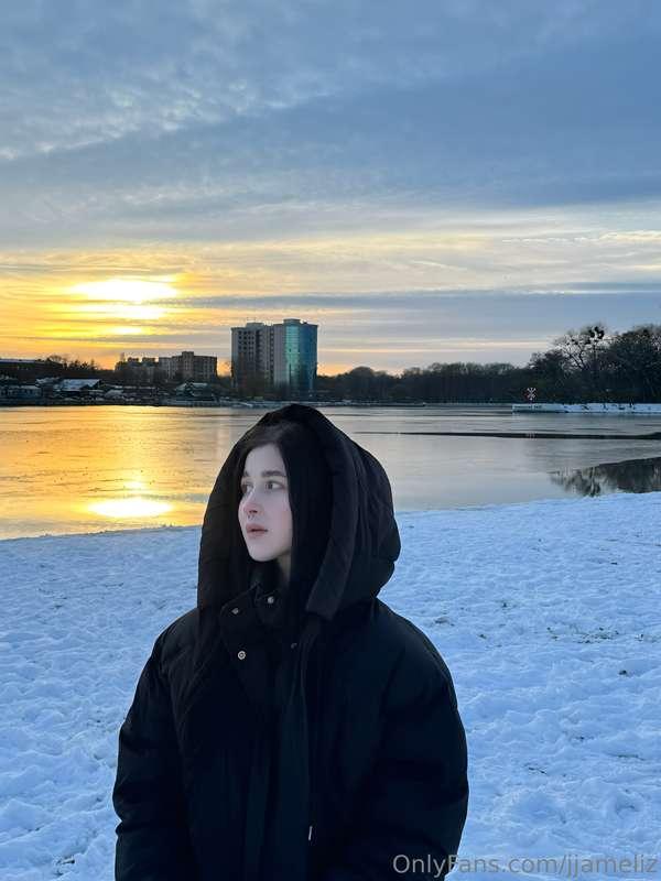 This winter has been so cold but also so warm with you🥰🔥