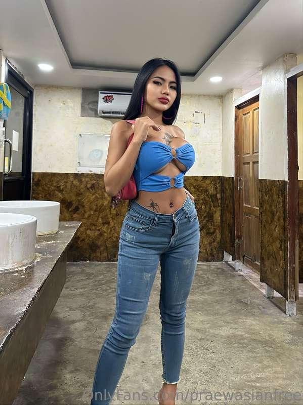 @praewasian